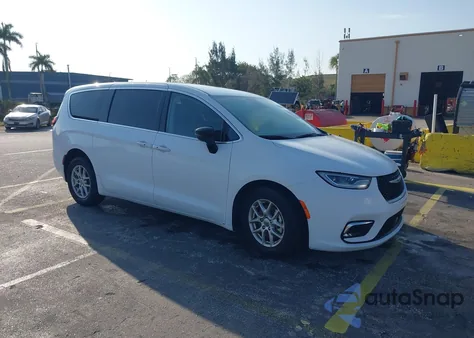 2024 Chrysler Pacifica Touring L z USA, uszkodzony, nr VIN 2C4RC1BG2RR129732